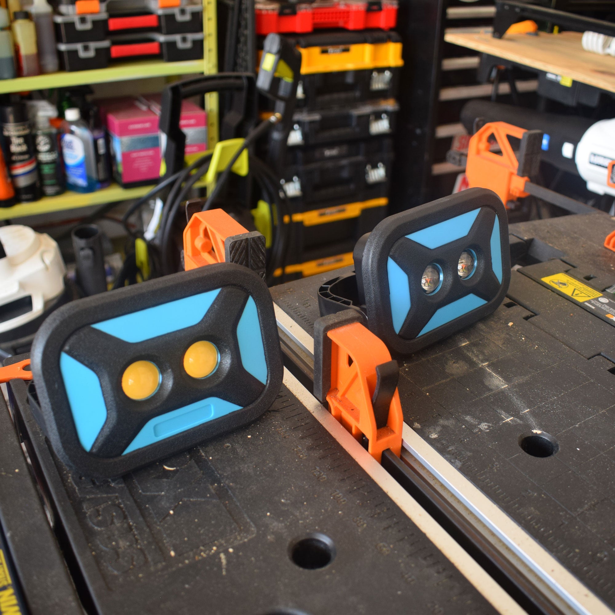 500/250 Lumen Battery Operated LED Work Light