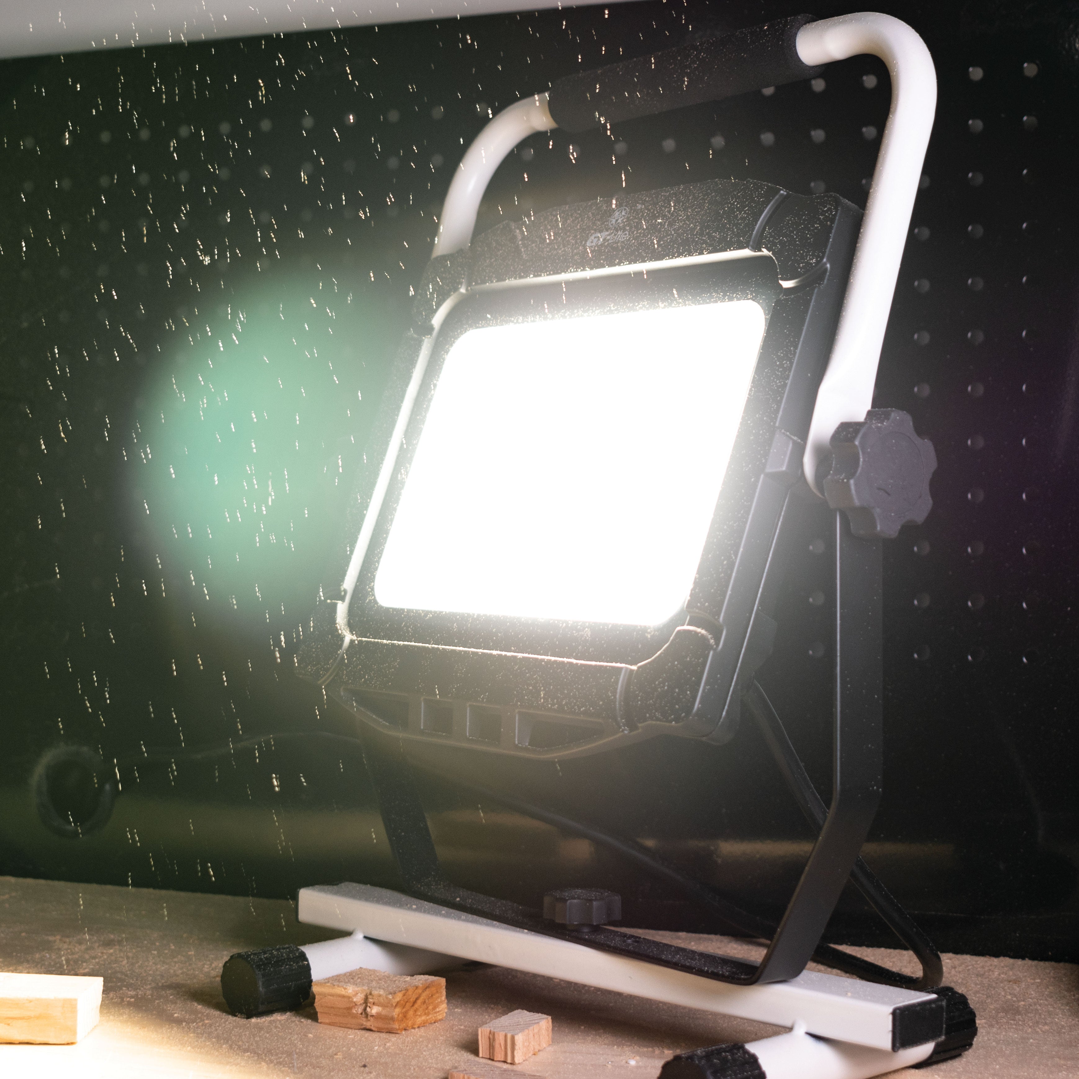 10,000 Lumen LED Portable Work Light
