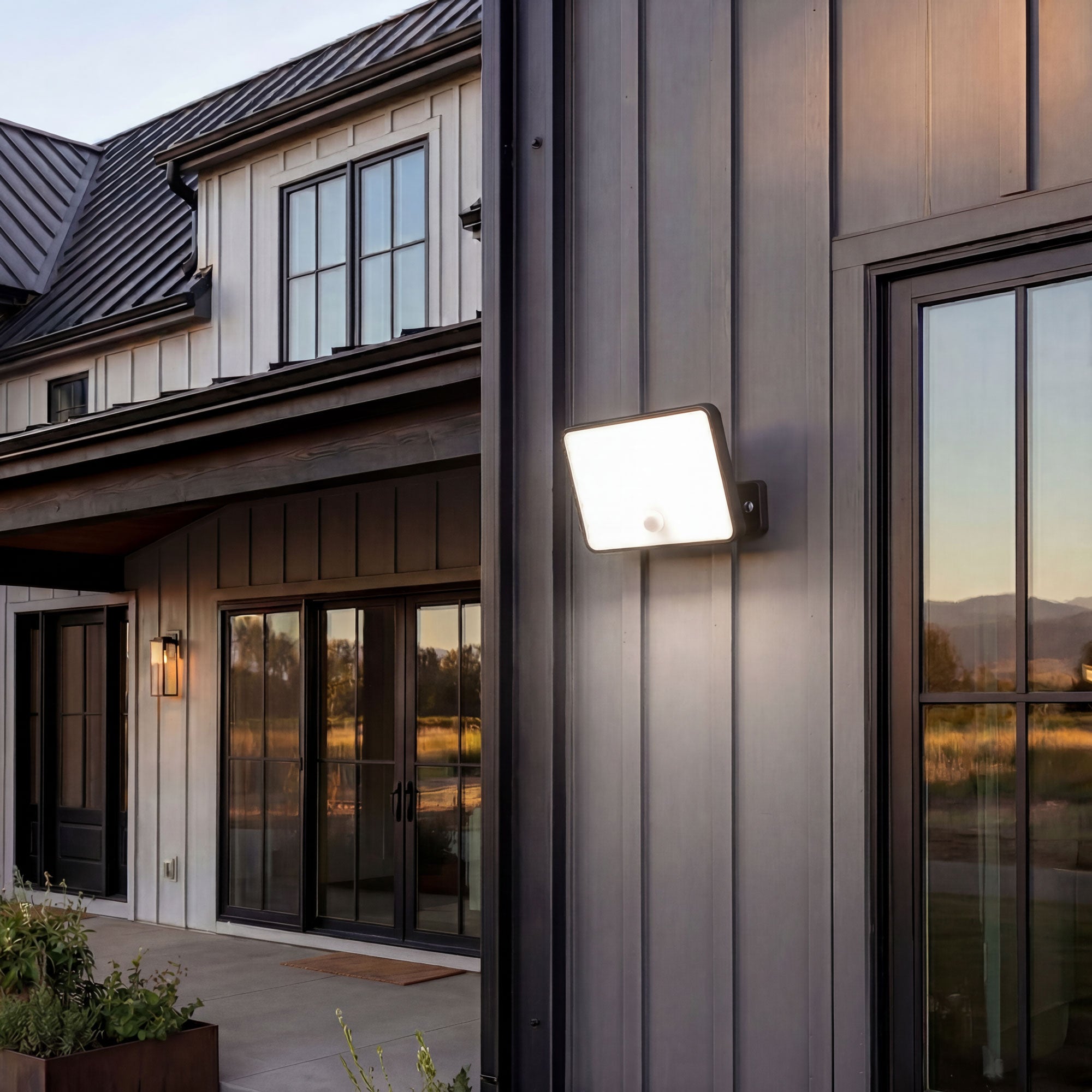 LED Solar Powered Motion Sensor Outdoor Security Light